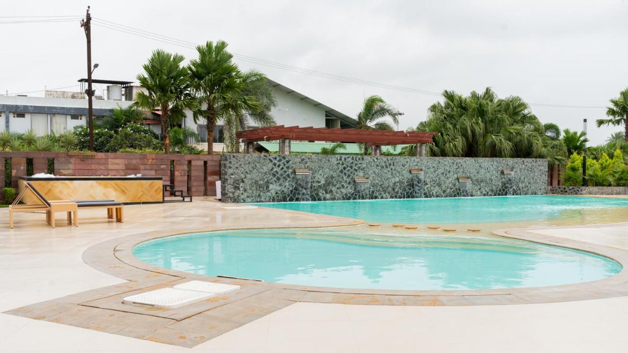 Hotel Monk's Nirvanaa &