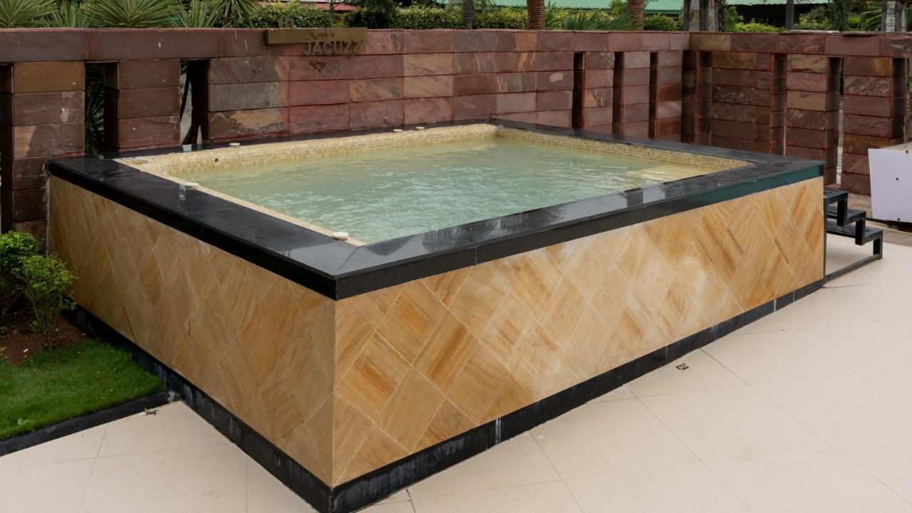 Monk's Nirvanaa &